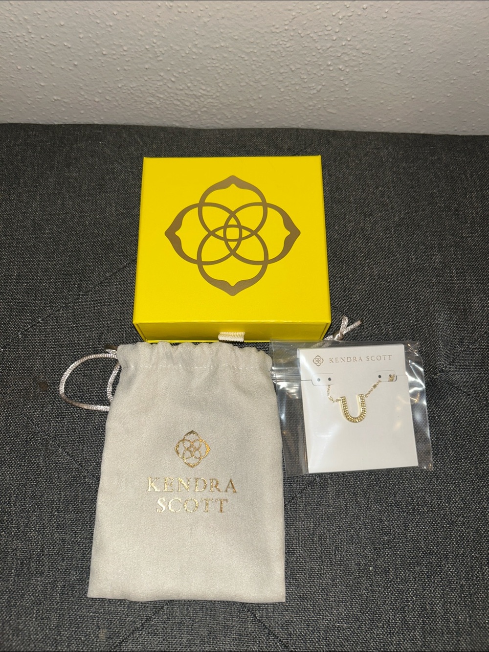 Kendra Scott Gold Horseshoe Pendant Necklace with Branded Pouch